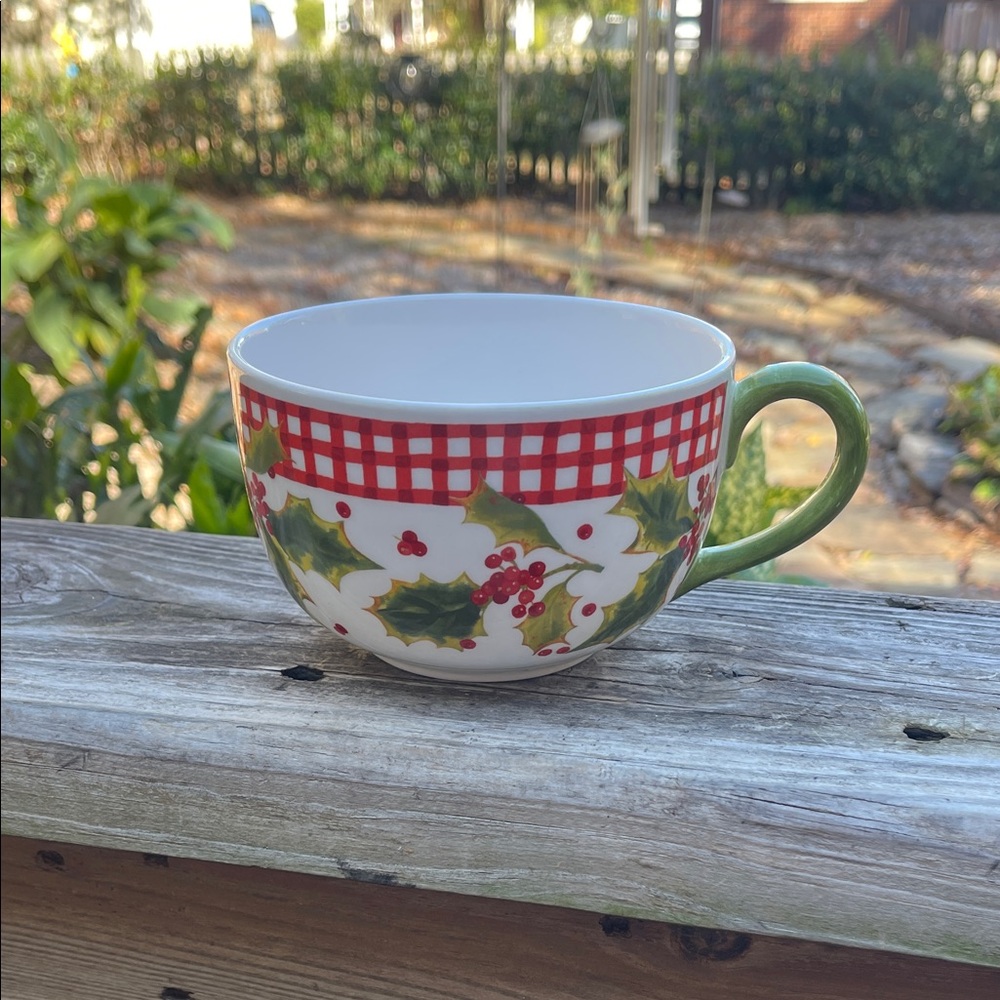Hallmark Mitford Jan Karon Holly Soup/Coffee Mug